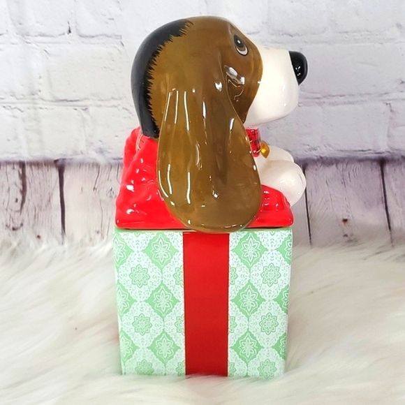 RARE Pioneer Woman Christmas Present Ceramic Charlie Basset Hound Dog Cookie Jar - Picture 9 of 17